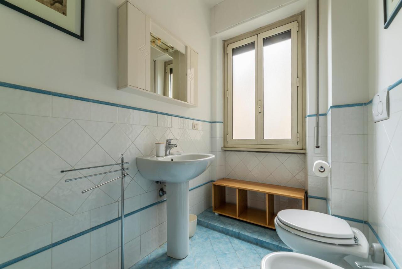 Sunny Apartment Piramide Рим Экстерьер фото
