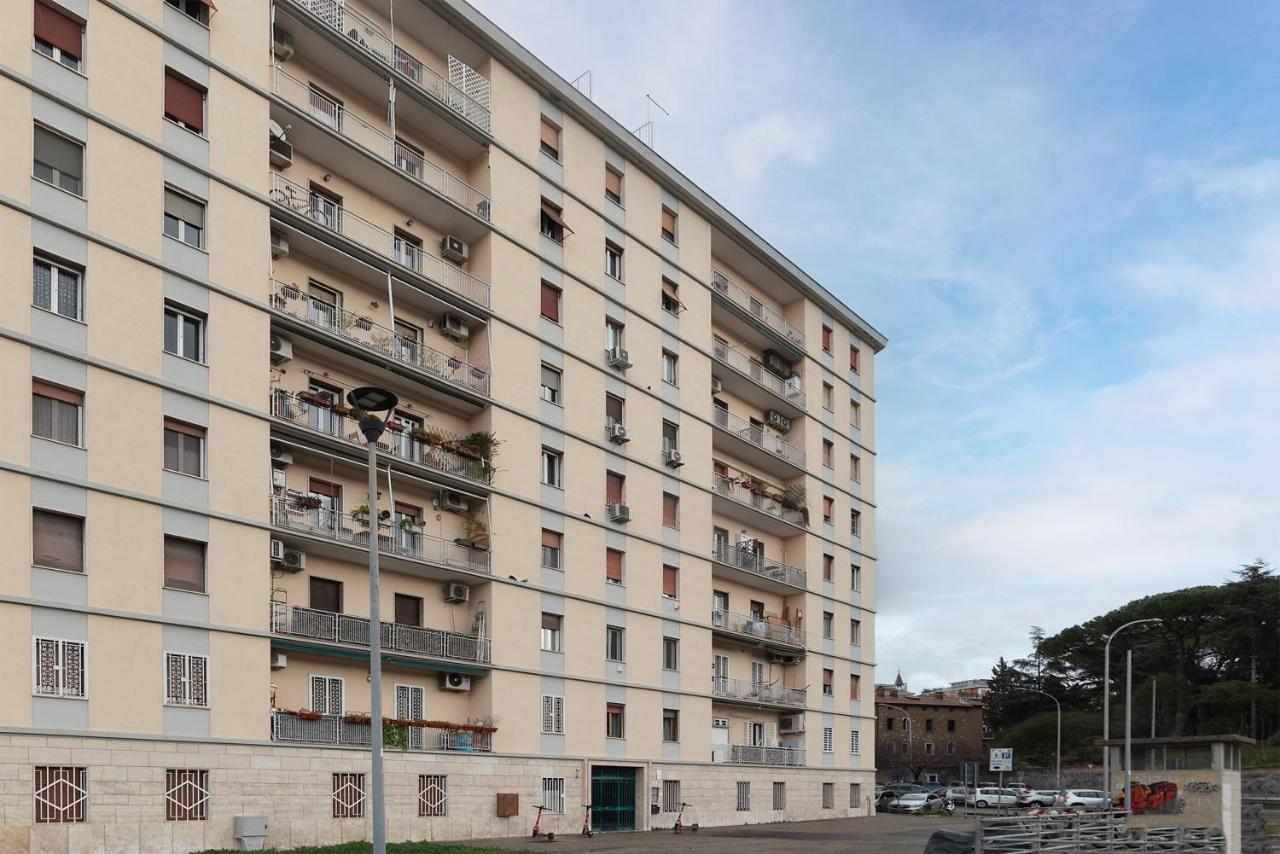 Sunny Apartment Piramide Рим Экстерьер фото