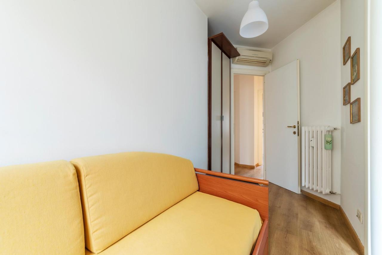 Sunny Apartment Piramide Рим Экстерьер фото